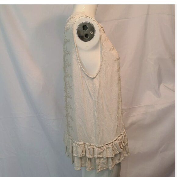 Patrons Of Peace M Top Ivory Boho Embroidered Sleeveless ruffle Vneck tie front - Picture 7 of 8